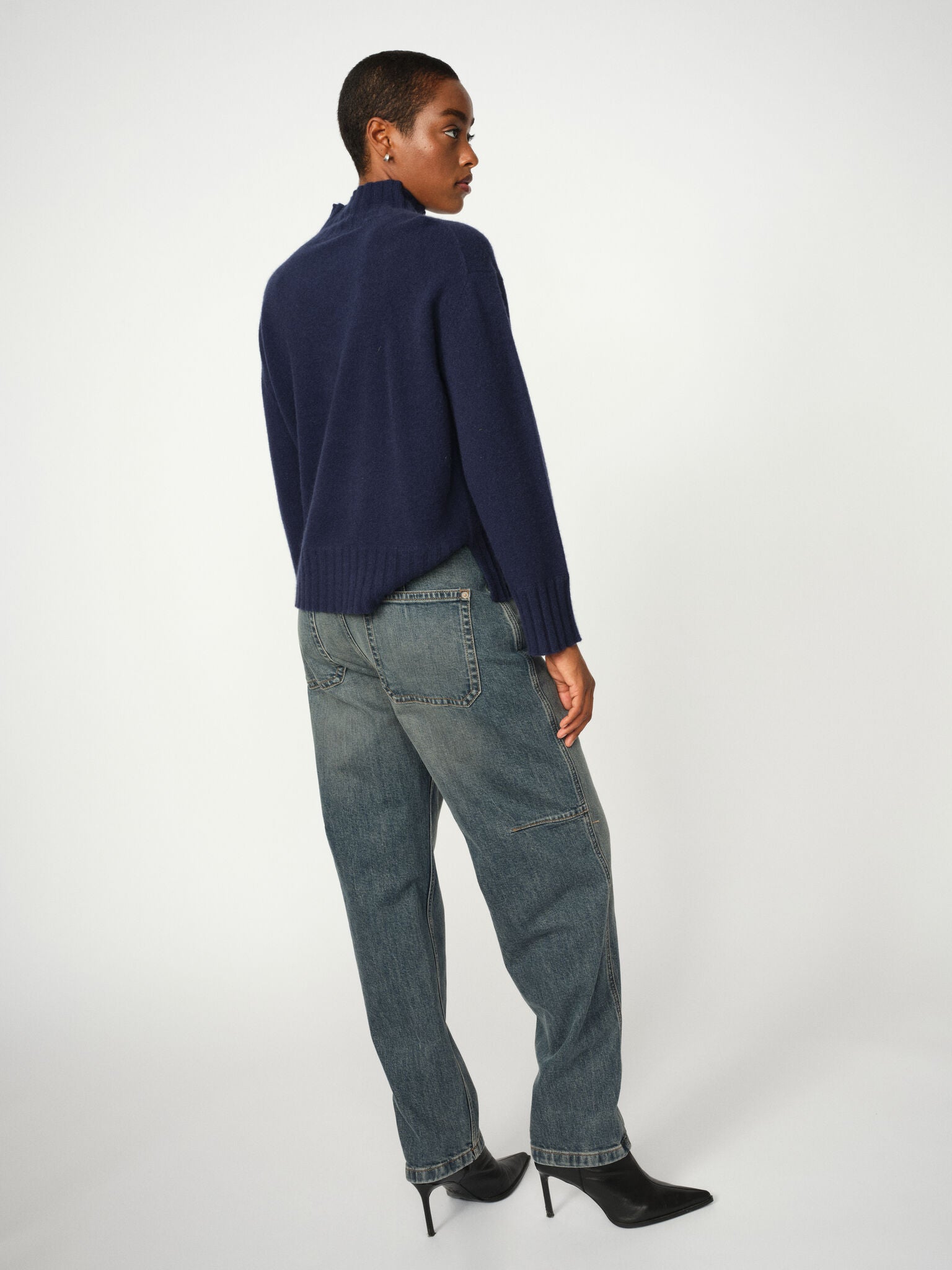 Modelshot / Blue / Detail
